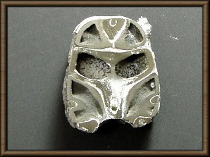 ���S�z�̃_�[�X�x�C�_�[